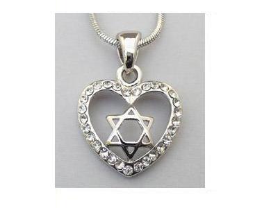 Rhodium Plated Magen David In Heart of crystals Stone Pendant
